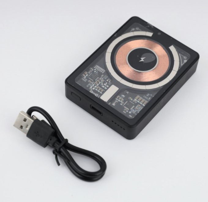 מטען נייד BANK PAWER 5000 MAGSAFE